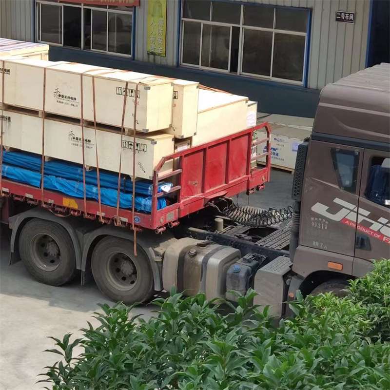黑龙江佳木斯郊至新疆阿勒泰福海县物流专线，一站式服务，让您的货物畅行无忧